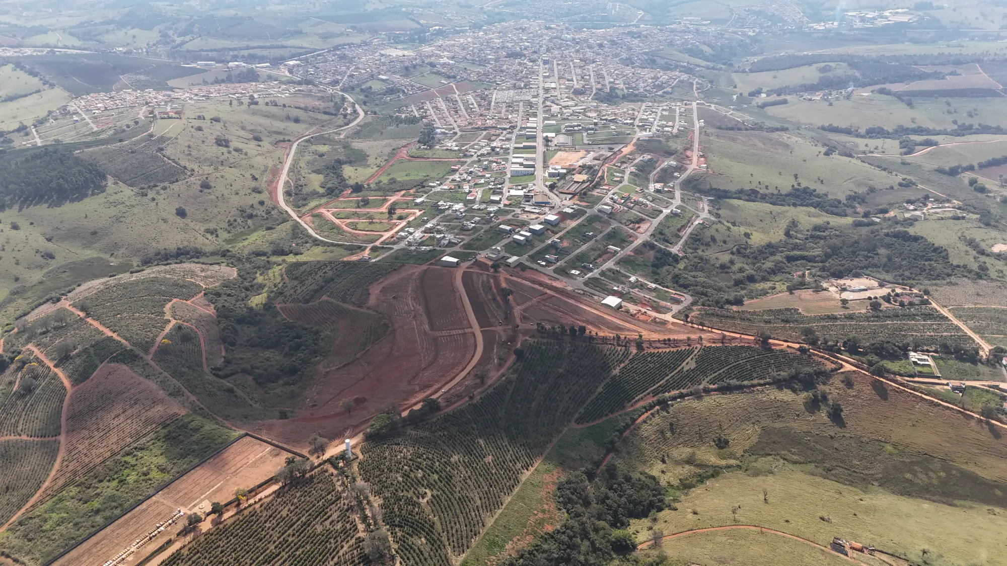 Foto aérea da obra do Parque São Lucas II, imagem 2 de 10